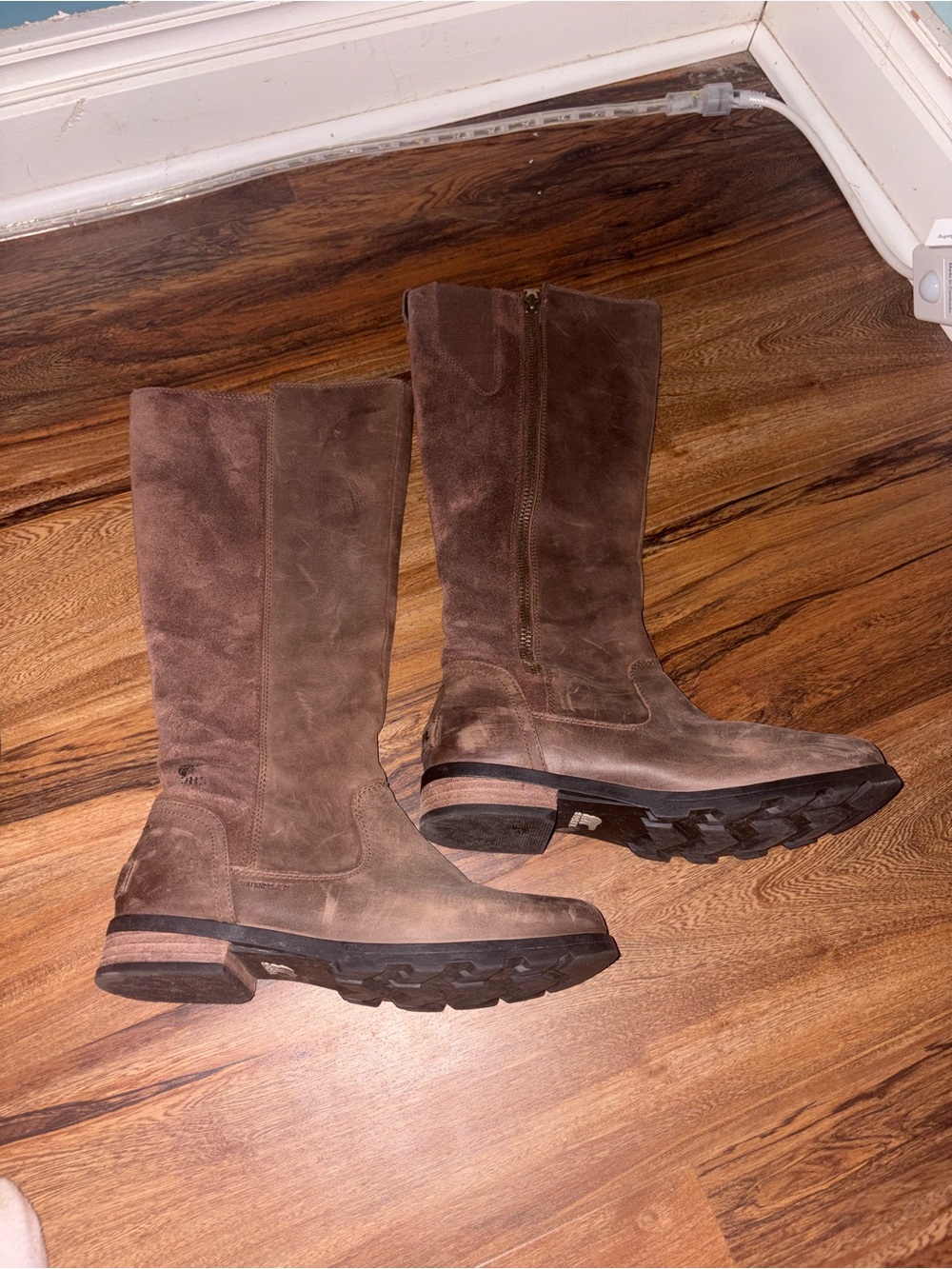 Sorel Brown Suede Emelie Chocolate Mid-Calf Winter Boots